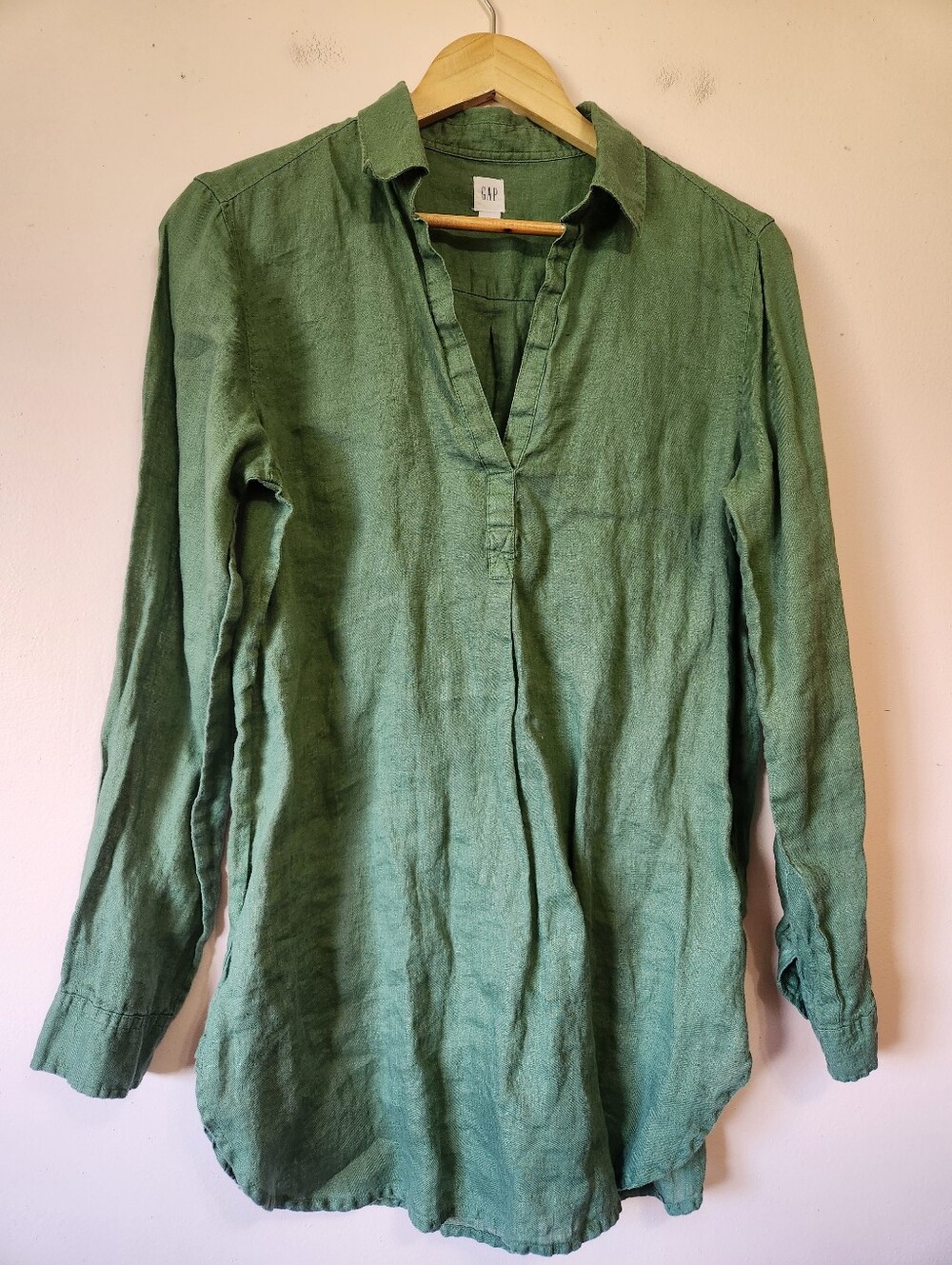 Gap 100% Linen Oversized Boyfriend Tunic Shirt Twig Green Size M EUC Earthy Moss